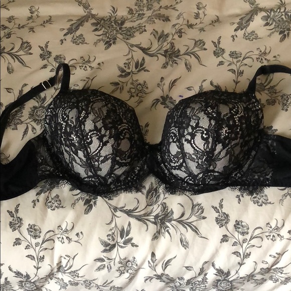 Bra - Picture 1 of 2
